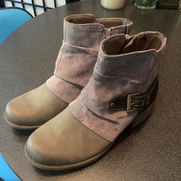 Earth Origins Shoes - Women's Ankle Boots/Gray/Black/Buckle!